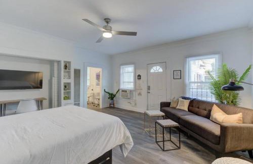 Central Gardens Apartamento | Stunning Memphis Neighborhood Guest House