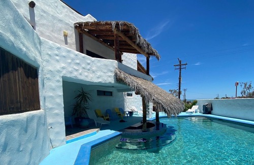 San Felipe Otro | Stunning Mexican house w/ luxury pool, casita and relaxing sea views!