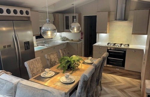 Skegness Cabina | Stunning mini Lodge southview Skegness
