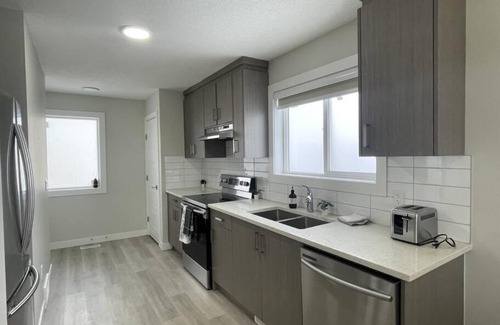 Killarney Casa | Stunning Modern carriage Suite