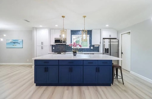 North Hills West Casa | Stunning Modern Home in the Heart of North Hills – 15907 Tuba St, CA 91343