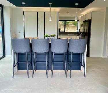 Corston Casa | Stunning modern home set in beautiful grounds.