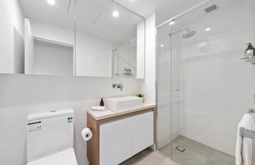 Fortitude Valley Apartamento | Stunning Mountain Views plus Infinity Pool, Gym, Park