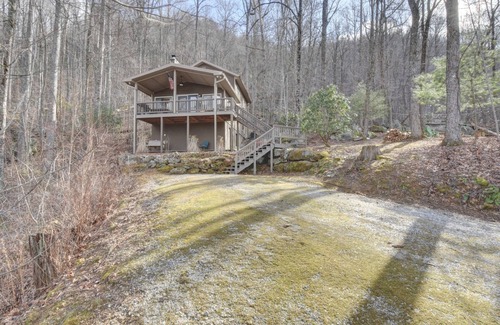 Rabun Gap Casa | Stunning Mtn Retreat-Unplug & Connect with Nature! Fire Pit, Hammocks, Hiking!