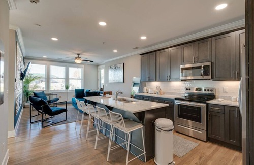 The Nations Apartamento | Stunning Nations Condo Minutes from Broadway