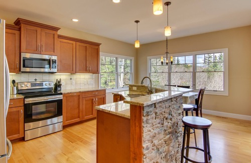 Nebo Casa | Stunning Nebo Lake House w/ Deck & Views!