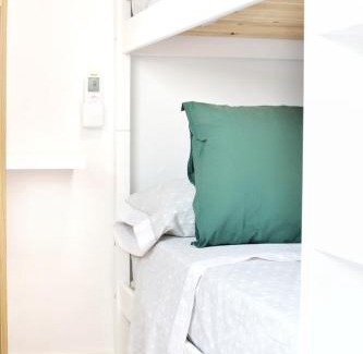 Benidorm Apartamento | Stunning New Apt, Beach 1min, 2BR, Parking