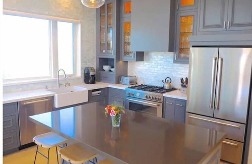 Pierpont Bay Casa | Stunning New Construction Steps From The Beach