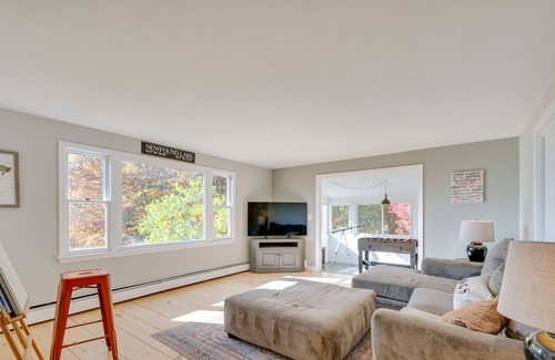 Bridgewater Casa | Stunning Newfound Lake Hideaway: Fireplace & Grill