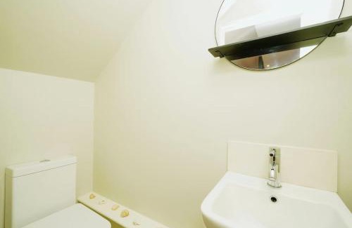 Cowley Casa | Stunning, newly renovated, Edwardian townhouse