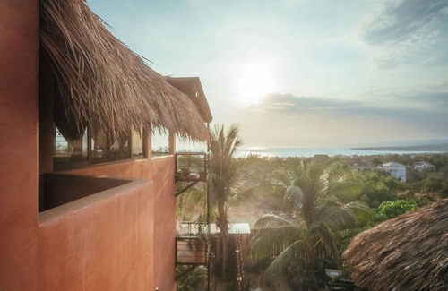 Barra de Colotepec Casa | Stunning Ocean View Oasis in La Punta Zicatela