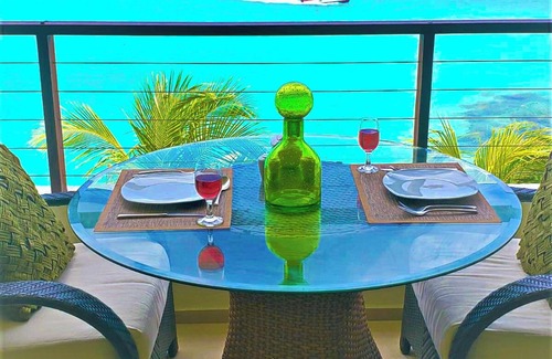 West Coast Condominio | Impresionantes vistas y ubicación frente al mar