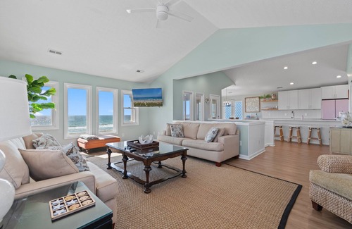 Holden Beach Casa | Stunning Ocean Front Home W/ Private Pool 4BR 4 1/2 Bath and Brand New Kitchen