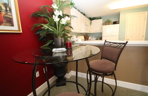 Long Beach Condominio | IMPRESIONANTE FRENTE AL MAR! ~ ¡PRECIOS BAJADOS! ~ SILLAS DE PLAYA GRATIS!
