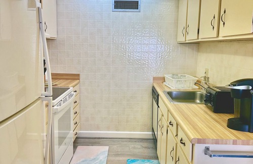 Montego Bay Condominio | Stunning Ocean view , fews steps to the beach!!!!