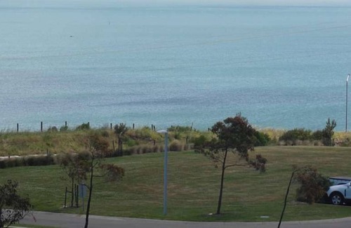 San Remo Apartamento | Impresionantes vistas al mar desde este apartamento de tres dormitorios con gran terraza.