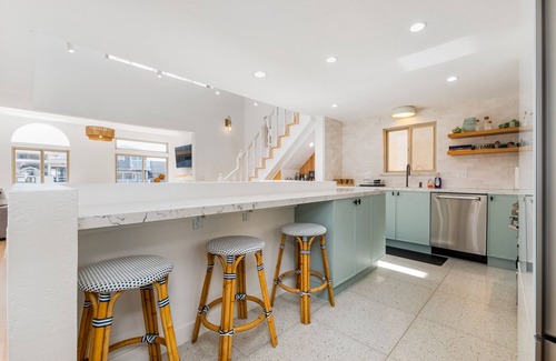 Hollywood Casa | STUNNING! Ocean Views!! Lux Remodeled Modern Beach House. +PELETON .