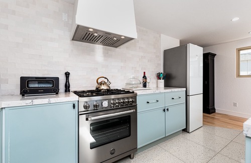 Hollywood Casa | STUNNING! Ocean Views!! Lux Remodeled Modern Beach House. +PELETON .