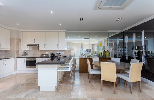 Mouille Point Apartamento | South Seas 105 by CTHA