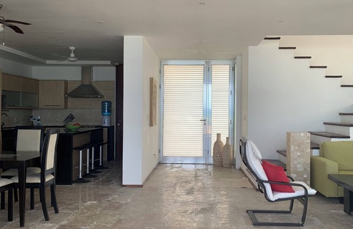 Cancun Casa | Stunning oceanfront 3-bedroom, 3.5 bath house in Isla Mujeres