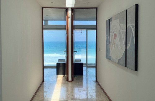 Cancun Casa | Stunning oceanfront 3-bedroom, 3.5 bath house in Isla Mujeres