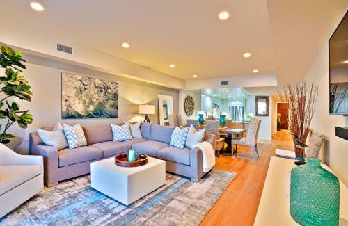 Beach Barber Tract Apartamento | Stunning Oceanfront Getaway at Windansea Beach