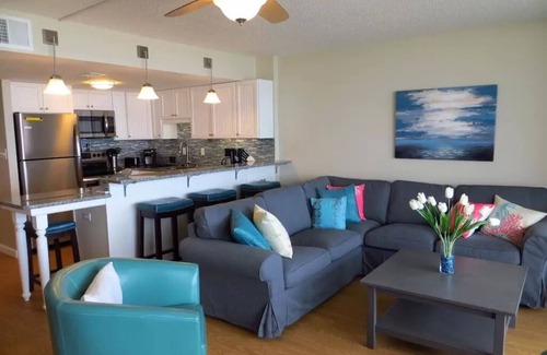 North Ocean City Condominio | Stunning Oceanfront Condo! Huge balconies with amazing ocean and bay views!