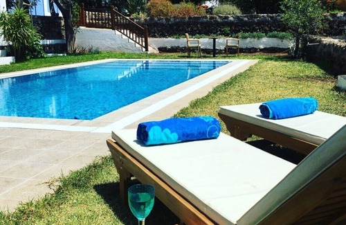 El Paso Casa | Stunning ´Olio´ Villa With Heated Pool