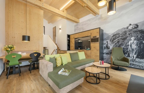 Leutkirch im Allgau Casa | Estupenda casa de vacaciones privada con piscina, WIFI, jacuzzi, TV, terraza y aparcamiento