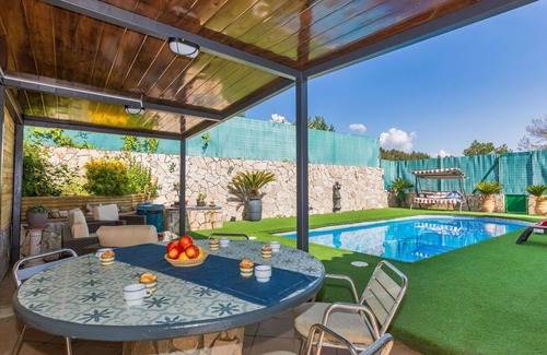 Macanet de la Selva Casa | Maravillosa casa de vacaciones privada con WIFI, A/C, piscina privada, TV, terraza, aparcamiento