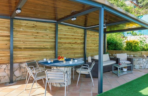 Macanet de la Selva Casa | Maravillosa casa de vacaciones privada con WIFI, A/C, piscina privada, TV, terraza, aparcamiento