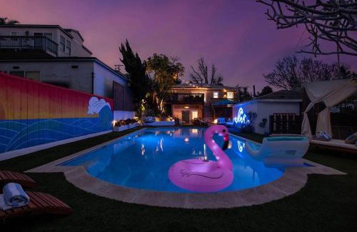 Point Loma Heights Casa | Stunning Paradise Villa: Pool–Game Room–WOW