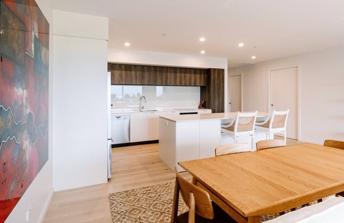 Tahunanui Apartamento | Stunning penthouse apartment in the Oceanview Apartments complex in Tahunanui
