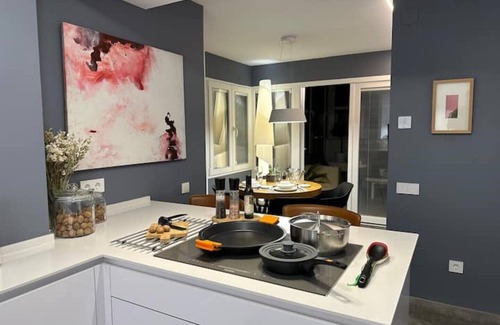 Almeria Centro Apartamento | Stunning Penthouse in the city center, beach 15 min walking distance.