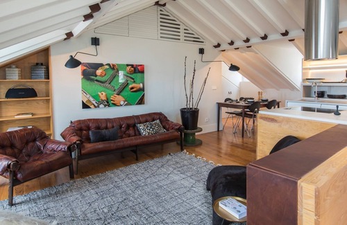 Misericordia Apartamento | Stunning Penthouse w/ the best views by LovelyStay