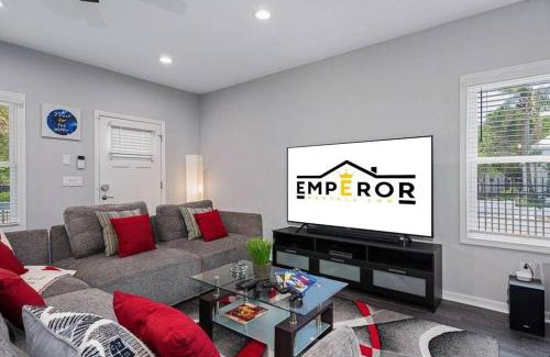Ybor City Casa | Stunning & Perfect Home Near Downtown Tampa & YBOR