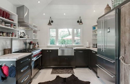 Sonoma Casa | 5BD 5. 5BA con piscina en casa. Un oasis a solo minutos de Downtowns Sonoma y Glen Ellen