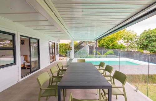 Kohimarama Casa | Stunning Poolside Residence