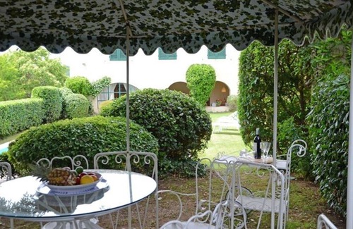 Montalcinello Villa | Casa de vacaciones privada con WIFI, piscina privada, TV, terraza, vista panorámica, aparcamiento