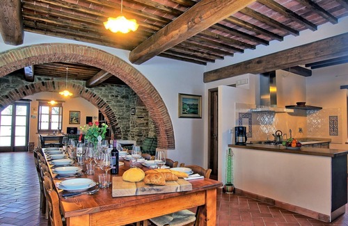 Bucine Villa | Casa de vacaciones privada con piscina privada, WIFI, TV, veranda, vista panorámica, aparcamiento