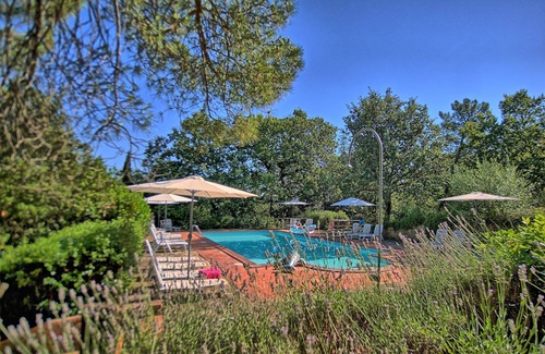 Bucine Villa | Casa de vacaciones privada con piscina privada, WIFI, TV, veranda, vista panorámica, aparcamiento