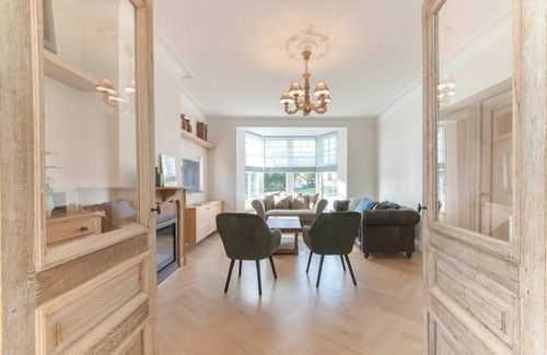 Zandvoorde Villa | Casa de vacaciones privada con WIFI, piscina privada, TV, terraza, vista panorámica, aparcamiento