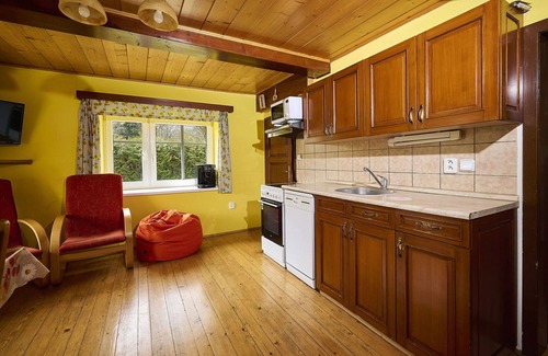Jesenny Casa | Casa de vacaciones privada con piscina privada, WIFI, TV, terraza, vista panorámica, aparcamiento