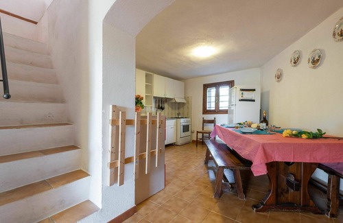 Porto Istana Casa | Maravillosa casa de vacaciones privada para 6 personas con TV, terraza y aparcamiento