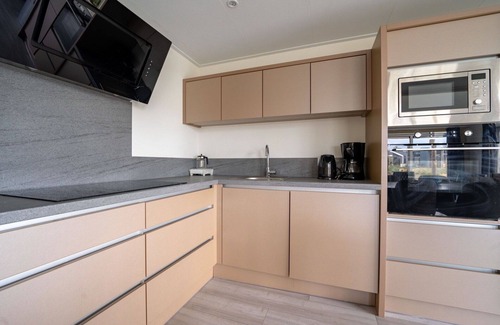 Linden Casa | Estupenda casa de vacaciones privada para 8 personas con WIFI, TV, terraza y aparcamiento