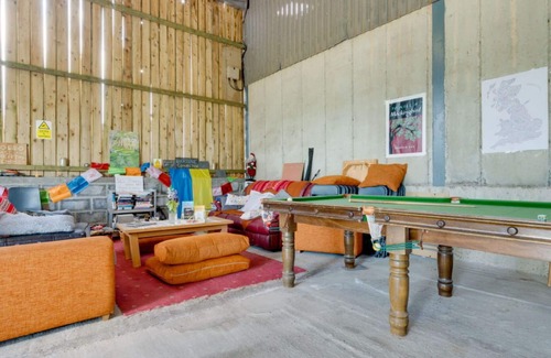 Trecastle Villa | Estupenda casa de vacaciones privada con WIFI, jacuzzi, TV, patio, vista panorámica, aparcamiento