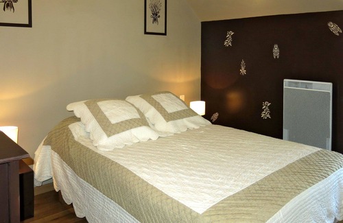 Lanleff Casa | Preciosa casa de vacaciones privada para 4 personas con WIFI, TV y aparcamiento
