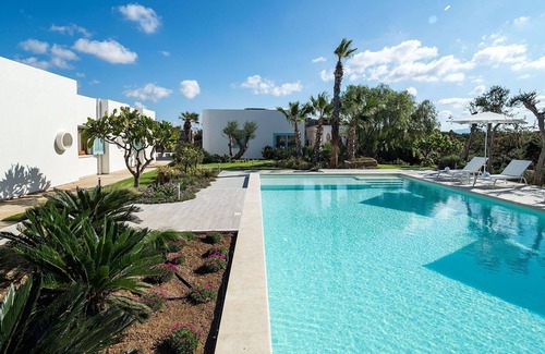 Nubia Villa | Casa de vacaciones privada con A/C, WIFI, piscina privada, TV, patio, vista panorámica