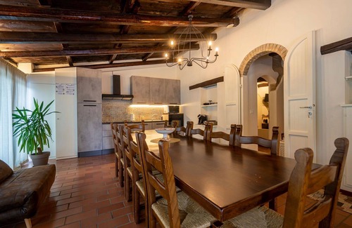Dogana Villa | Casa de vacaciones privada con piscina privada, sauna, A/C, bañera de hidromasaje, WIFI, TV, patio