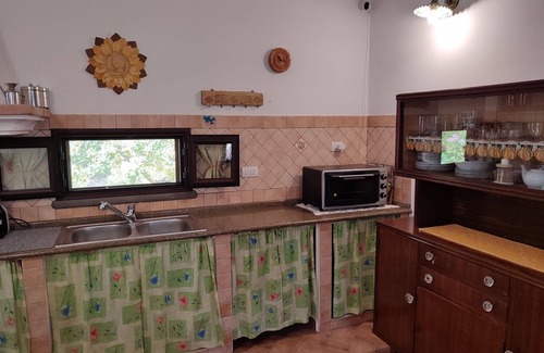Villaggio delle Mimose Casa | Preciosa casa de vacaciones privada para 4 personas con TV, vista panorámica y aparcamiento